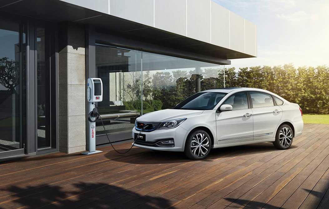 超级纯电动中级车k8凯发风神E70